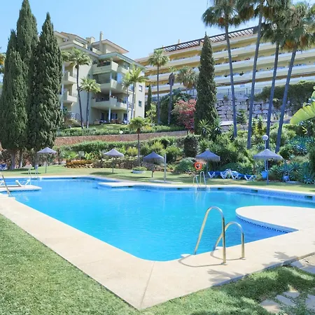 Spanish Charm House On The Miraflores Golf Course Holiday home