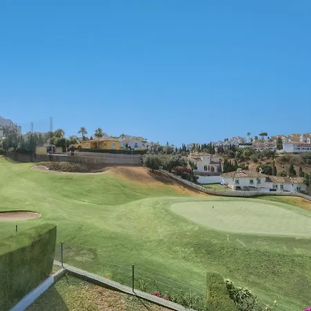 Spanish Charm House On The Miraflores Golf Course Ferienhaus Málaga